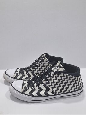 Converse Chuck Taylor All Star Black & White Zigzag Mid Sneakers Women Size 11
